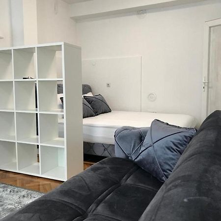 Stan Na Dan Apartment Novi Pazar Ngoại thất bức ảnh