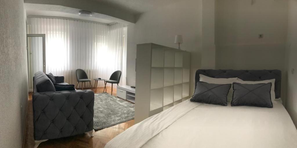 Stan Na Dan Apartment Novi Pazar Ngoại thất bức ảnh